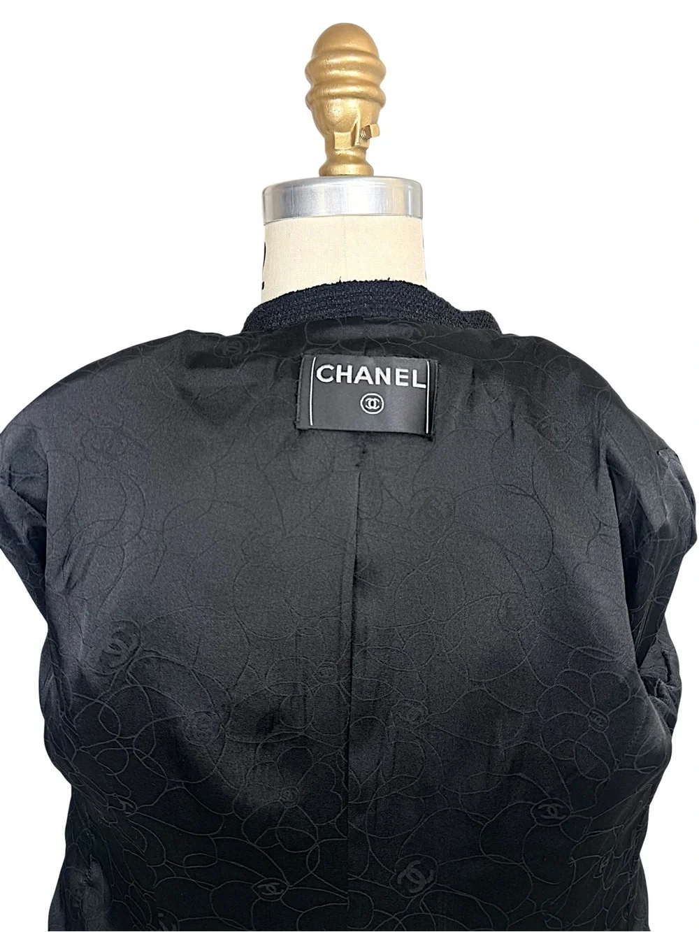 Chanel Runway Spring 2005 Bouclé Tuxedo Jacket FR 36